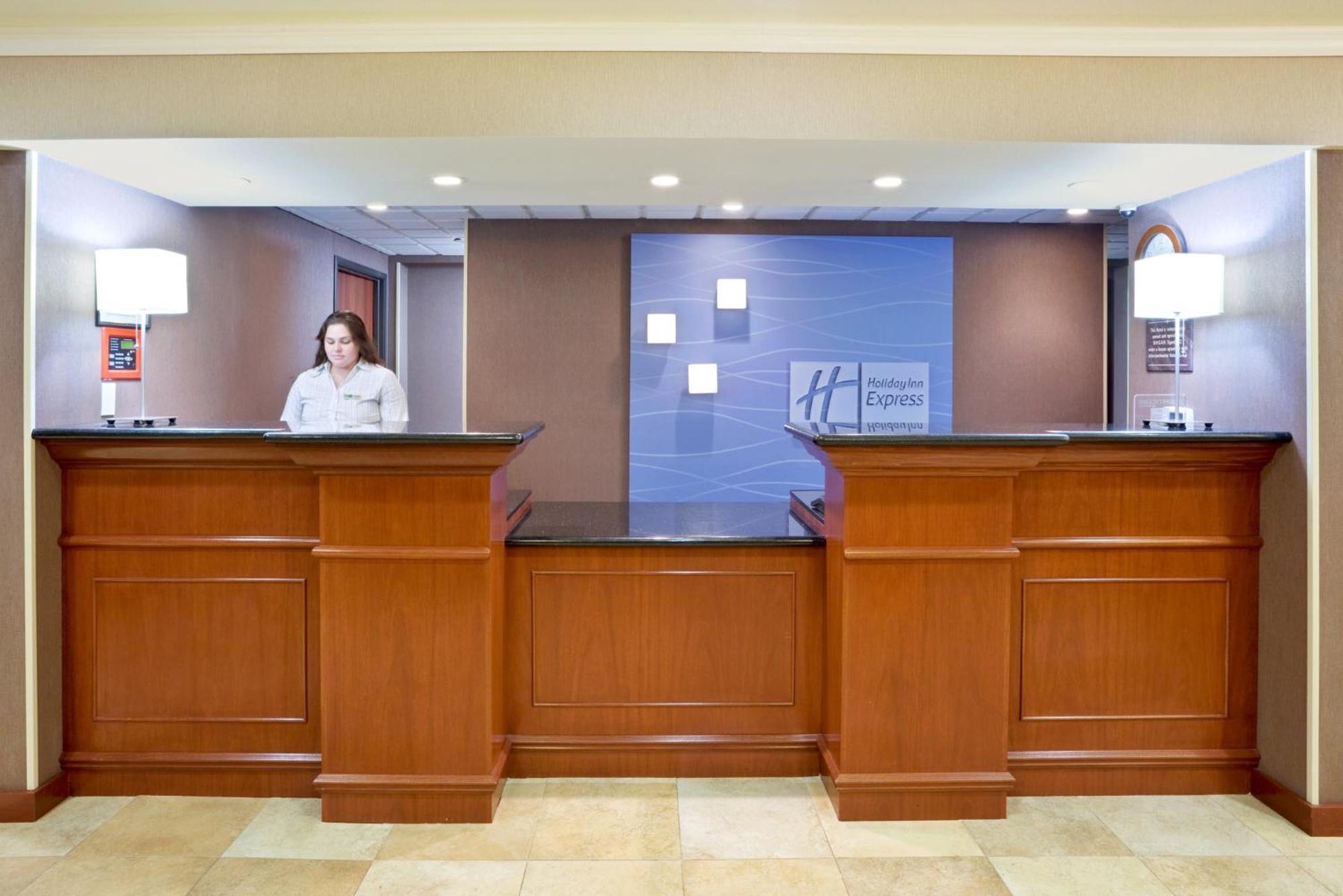 Holiday Inn Express Portland South - Lake Oswego By Ihg Εξωτερικό φωτογραφία