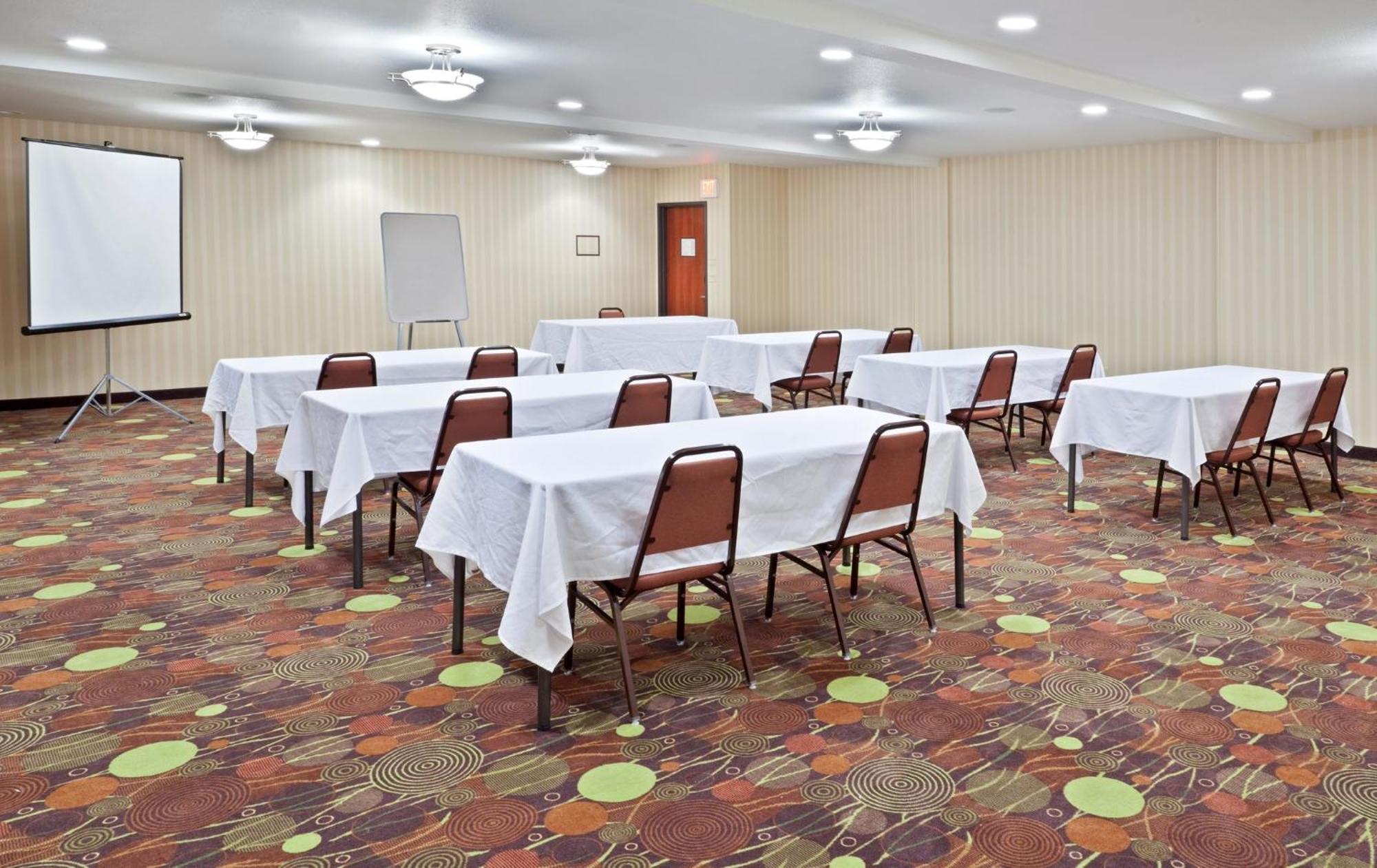 Holiday Inn Express Portland South - Lake Oswego By Ihg Εξωτερικό φωτογραφία